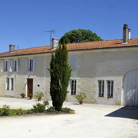 Bed & Breakfast Le Vieux Noyer *