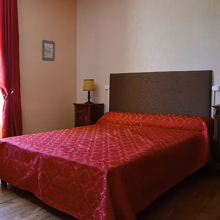 Le Vieux Noyer Bed & Breakfast Saint-Maurice-de-Tavernole