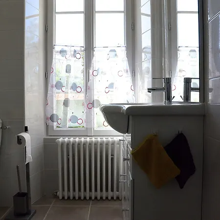 Le Vieux Noyer